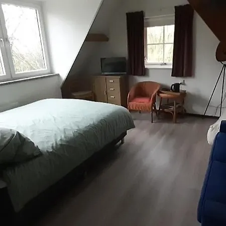 Superior Familiekamer 4 Personen Of Privekamer 2 Personen Anna Paulowna